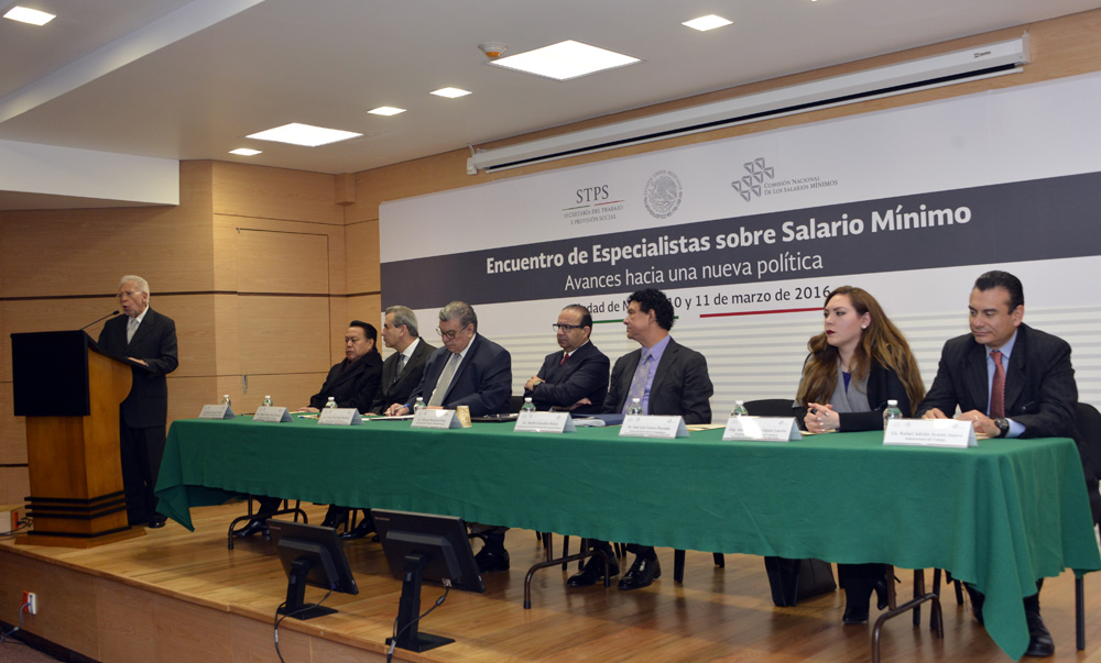 Encuentro de Especialistas sobre Salarios Minimos Avances hacia una nueva politica 2jpg