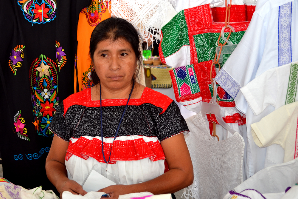 El traje tradicional indígena y el arte textil. | INPI | Instituto Nacional  de los Pueblos Indígenas | Gobierno 
