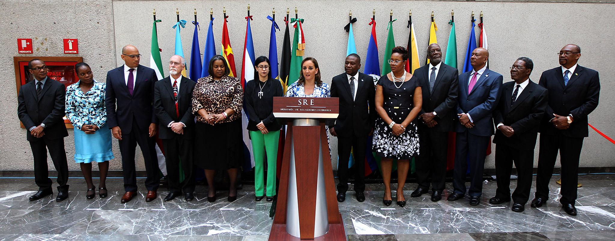 FOTO 1 La canciller Claudia Ruiz Massieu inaugur  oficina para embajadas concurrentes del Caribe.jpg