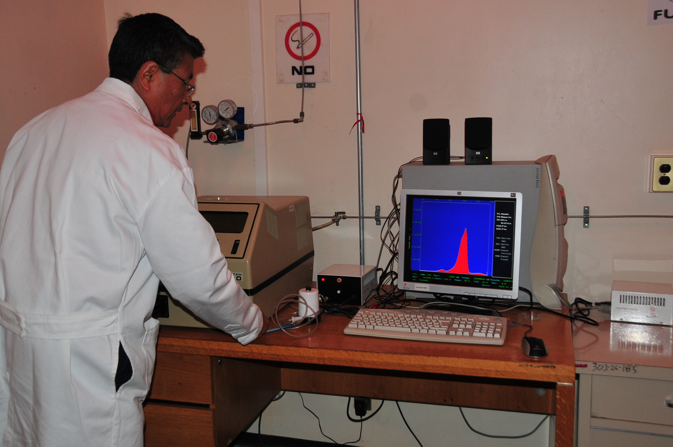 Laboratorio de desarrollo y caracterización de detectores de estado sólido