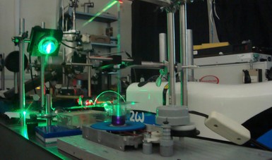 Laboratorio de Plasmas de microondas y ablación láser