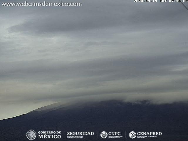 En las últimas 24 horas, mediante el sistema de monitoreo del volcán Popocatépetl se identificaron 82 exhalaciones y 313 minutos de tremor, por cuestiones meteorológicas en la zona no se pudo estimar la altura de las emisiones.