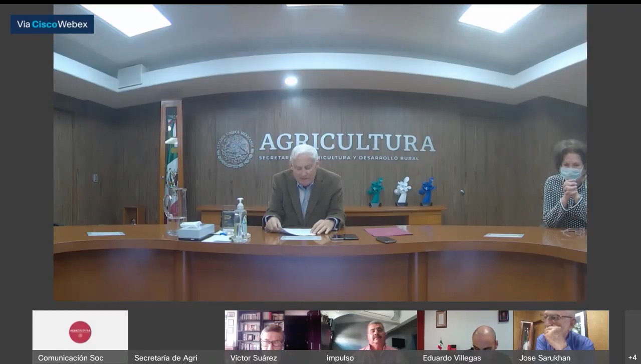 El titular de la Secretaría de Agricultura y Desarrollo Rural, Dr. Víctor Manuel Villalobos Arámbula