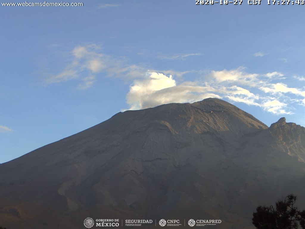 En las últimas 24 horas, mediante los sistemas de monitoreo del volcán Popocatépetl se identificaron 504 exhalaciones.