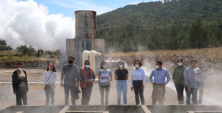 El INEEL y la Agencia en Energía del Estado de Puebla de visita en el Campo Geotérmico de los Humeros en Puebla.