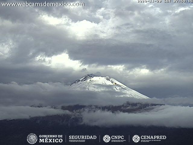 En las últimas 24 horas, mediante los sistemas de monitoreo del volcán Popocatépetl se identificaron 374 exhalaciones y 15 minutos de tremor.