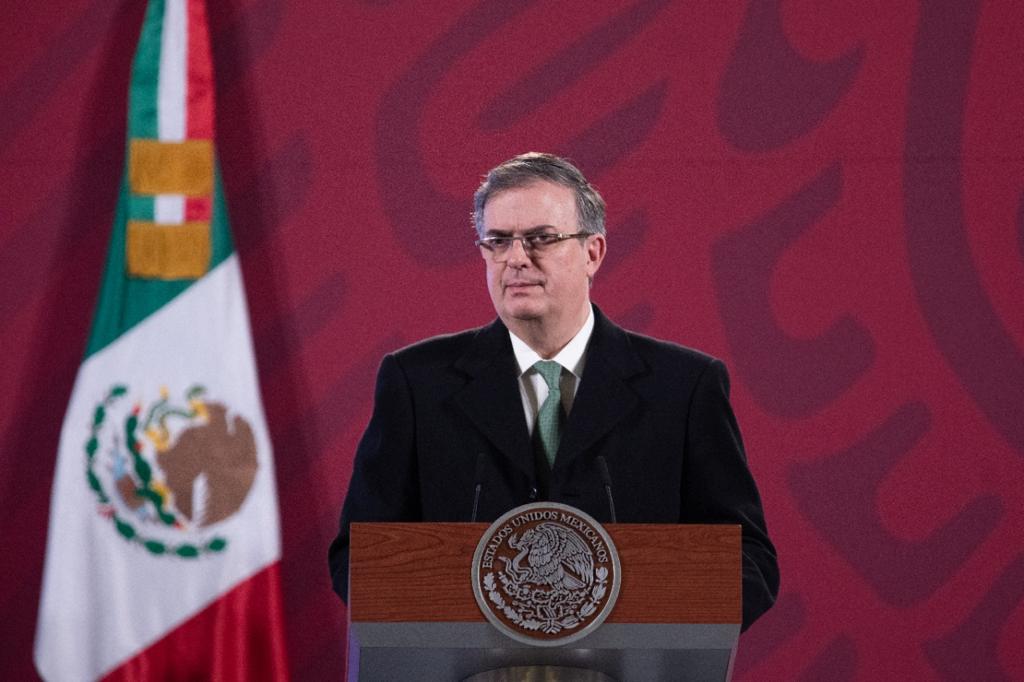 Primer embarque de vacunas Pfizer rumbo a México