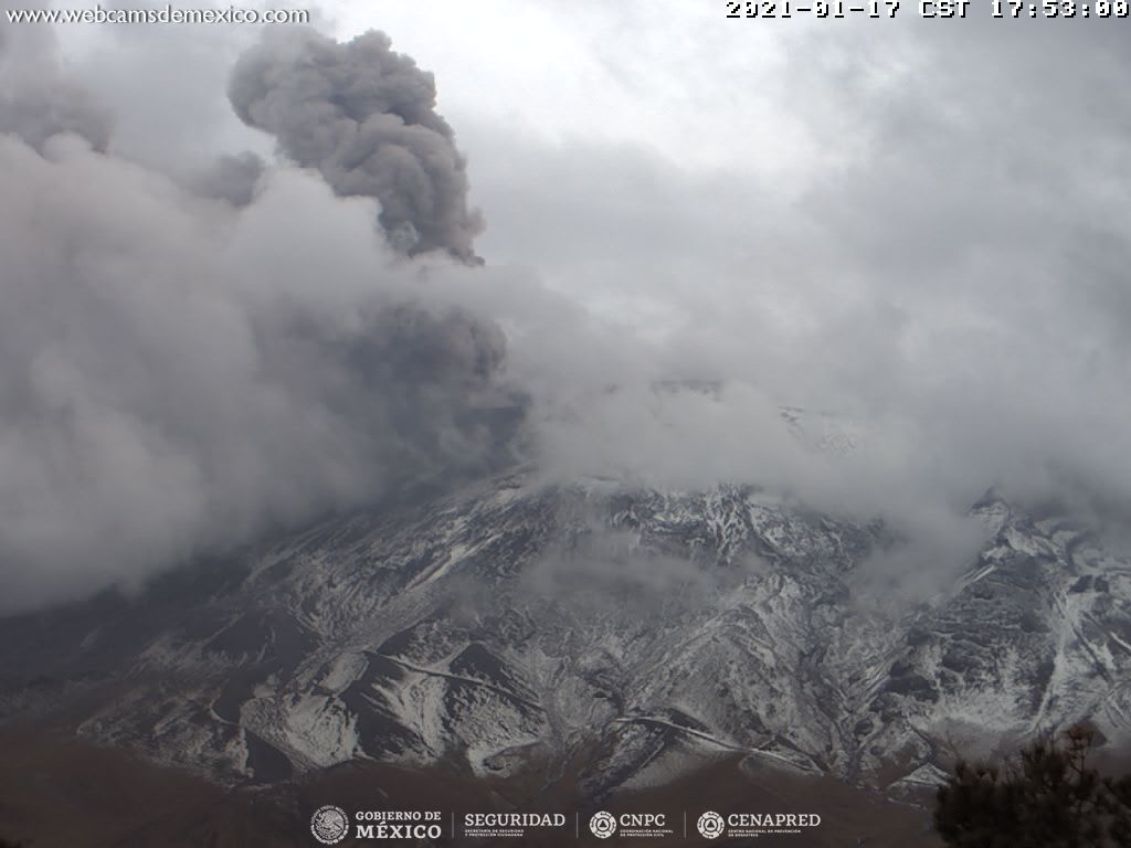 En las últimas 24 horas, mediante los sistemas de monitoreo del volcán Popocatépetl se identificaron 18 exhalaciones y 1159 minutos de tremor, acompañados por emisiones de vapor de agua, gases volcánicos y bajas cantidades de ceniza.