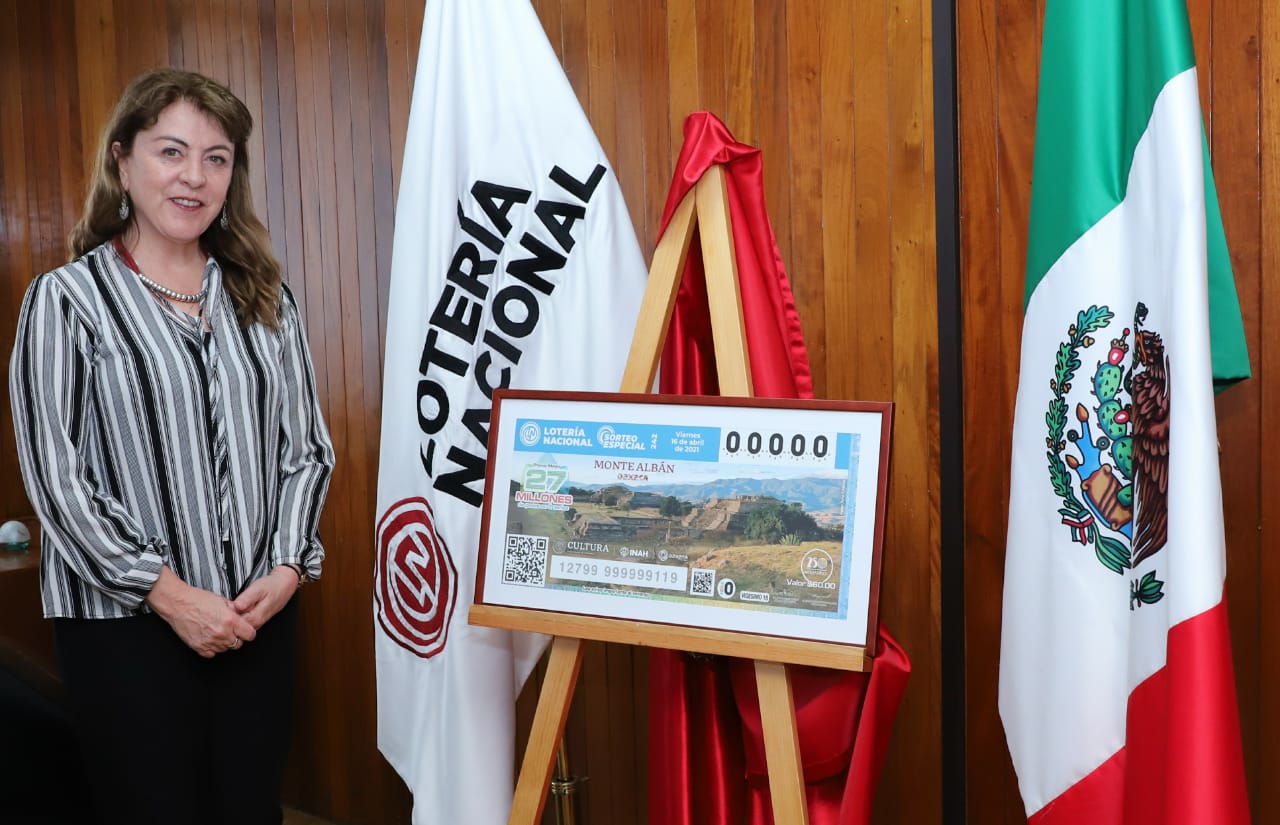 Fotografía de la ampliación del billete del Sorteo Especial No 242 alusivo a la zona arqueológica de Monte Albán en Oaxaca