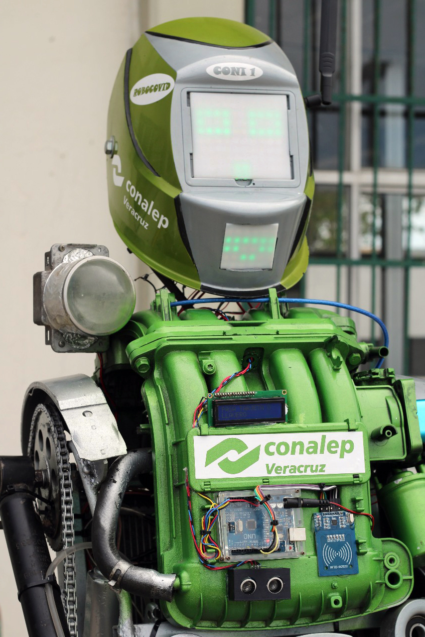  Crean alumnos del Conalep robot que facilita protocolos sanitarios para el regreso a las aulas