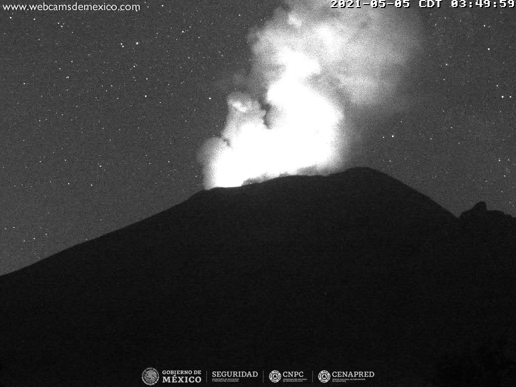 En las últimas 24 horas, mediante los sistemas de monitoreo del volcán Popocatépetl se identificaron 112 exhalaciones y 235 minutos de tremor de baja amplitud, acompañados de gases volcánicos y ligeras cantidades de ceniza. 