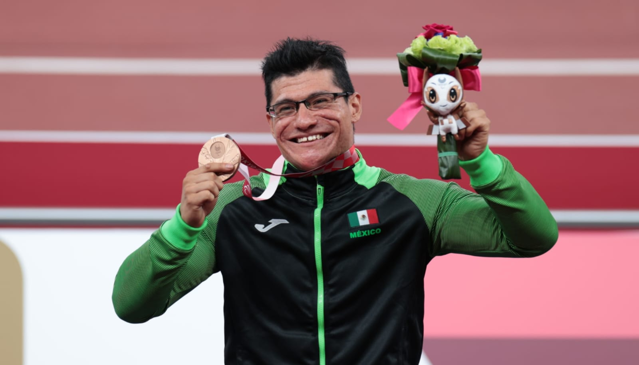 Juan Pablo Cervantes García, conquistó el tercer lugar en la final de 100m T54. CONADE
