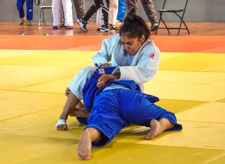 Isabel Huitrón, judoca mexicana durante competencia. CONADE
