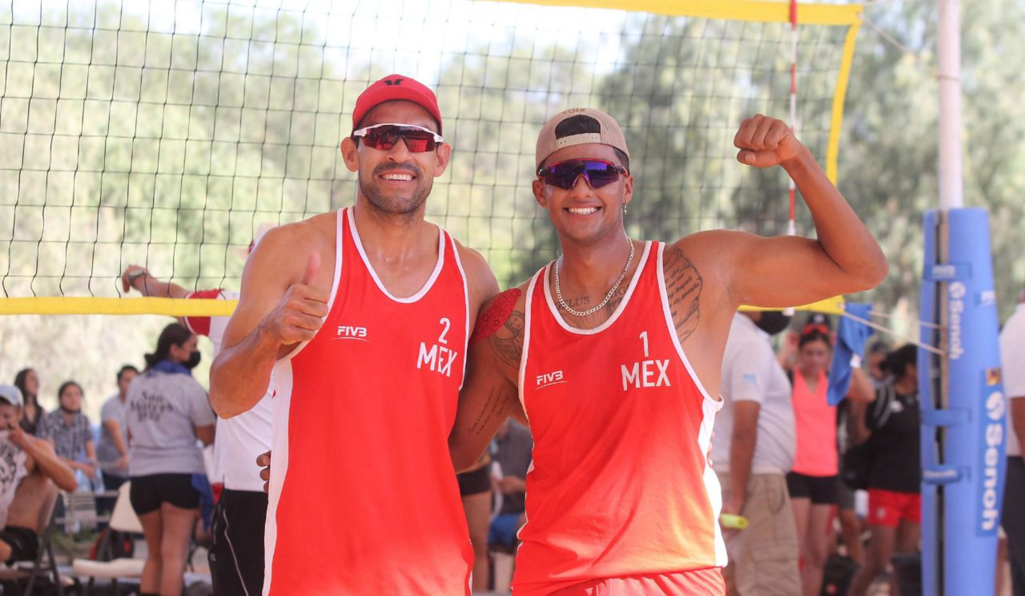 Juan Ramón Virgen Pulido (izq.) y Miguel Ángel Sarabia Delgado (der.), voleibolistas mexicanos. CONADE
