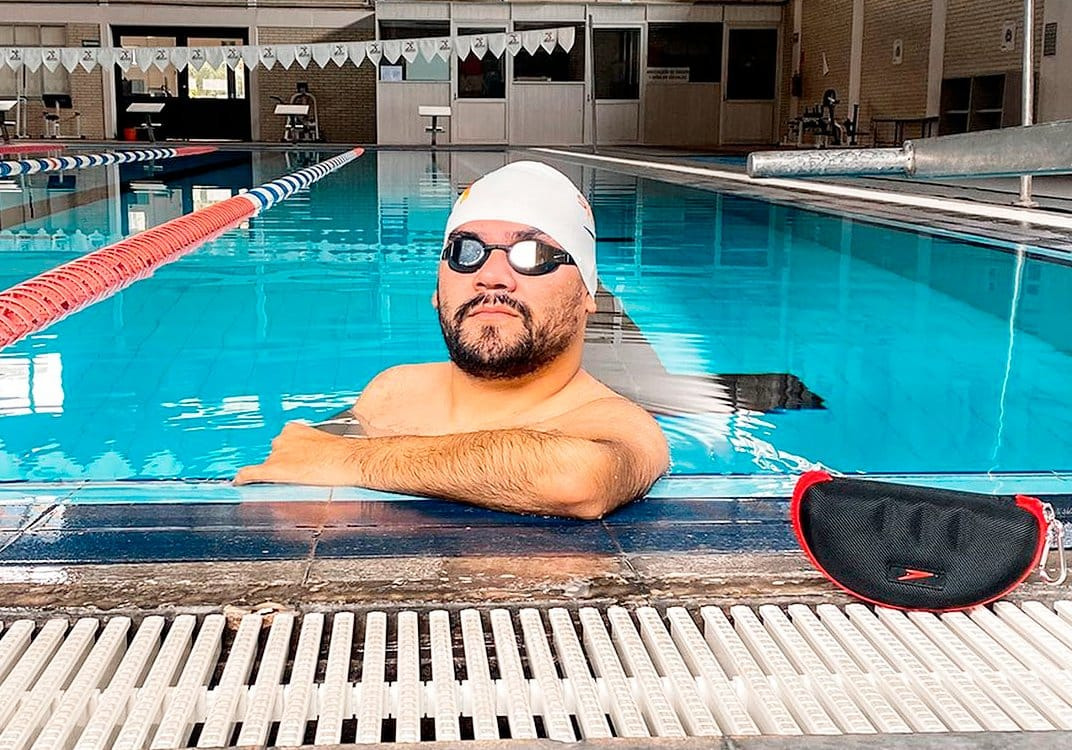 Diego López, medallista paralímpico de para natación, durante sus entrenamientos en el CEPAMEX. CONADE

