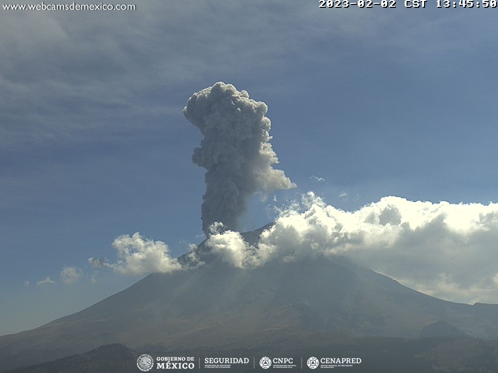 En las últimas 24 horas, mediante los sistemas de monitoreo del volcán Popocatépetl, se detectaron 173 exhalaciones acompañadas de vapor de agua, otros gases volcánicos y ceniza, así como una explosión menor ayer a las 17:41 h. Adicionalmente, se contabil