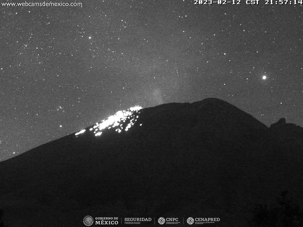 En las últimas 24 horas, mediante los sistemas de monitoreo del volcán Popocatépetl, se detectaron 138 exhalaciones.