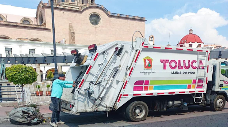 Servidores públicos del Ayuntamiento de Toluca se capacitan en temas de eficiencia energética en el transporte