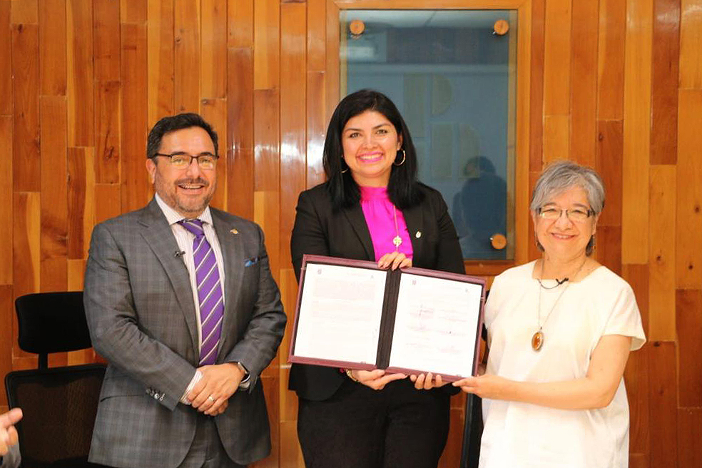 •	La rectora de la UPN, Rosa María Torres Hernández, y el director general del IPN, Arturo Reyes Sandoval, signaron documentos con vigencia de cinco años