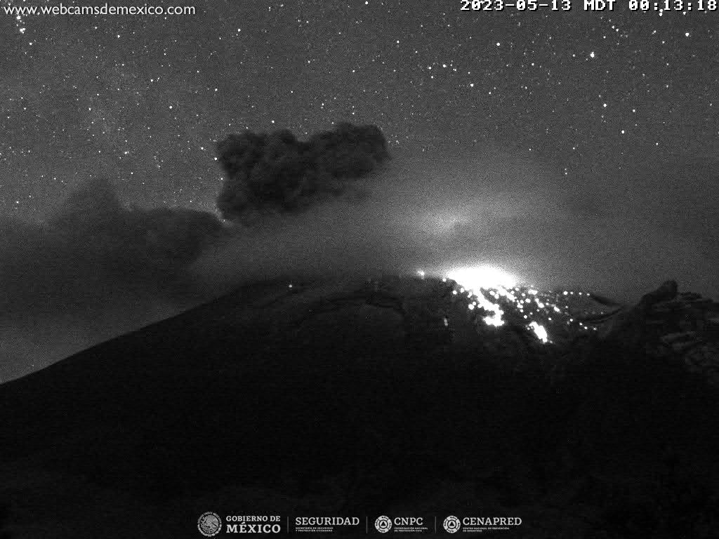 En las últimas 24 horas, mediante los sistemas de monitoreo del volcán Popocatépetl, se detectaron 192 exhalaciones acompañadas de vapor de agua, gases volcánicos y ceniza.

Durante este periodo se registraron 4 explosiones menores.