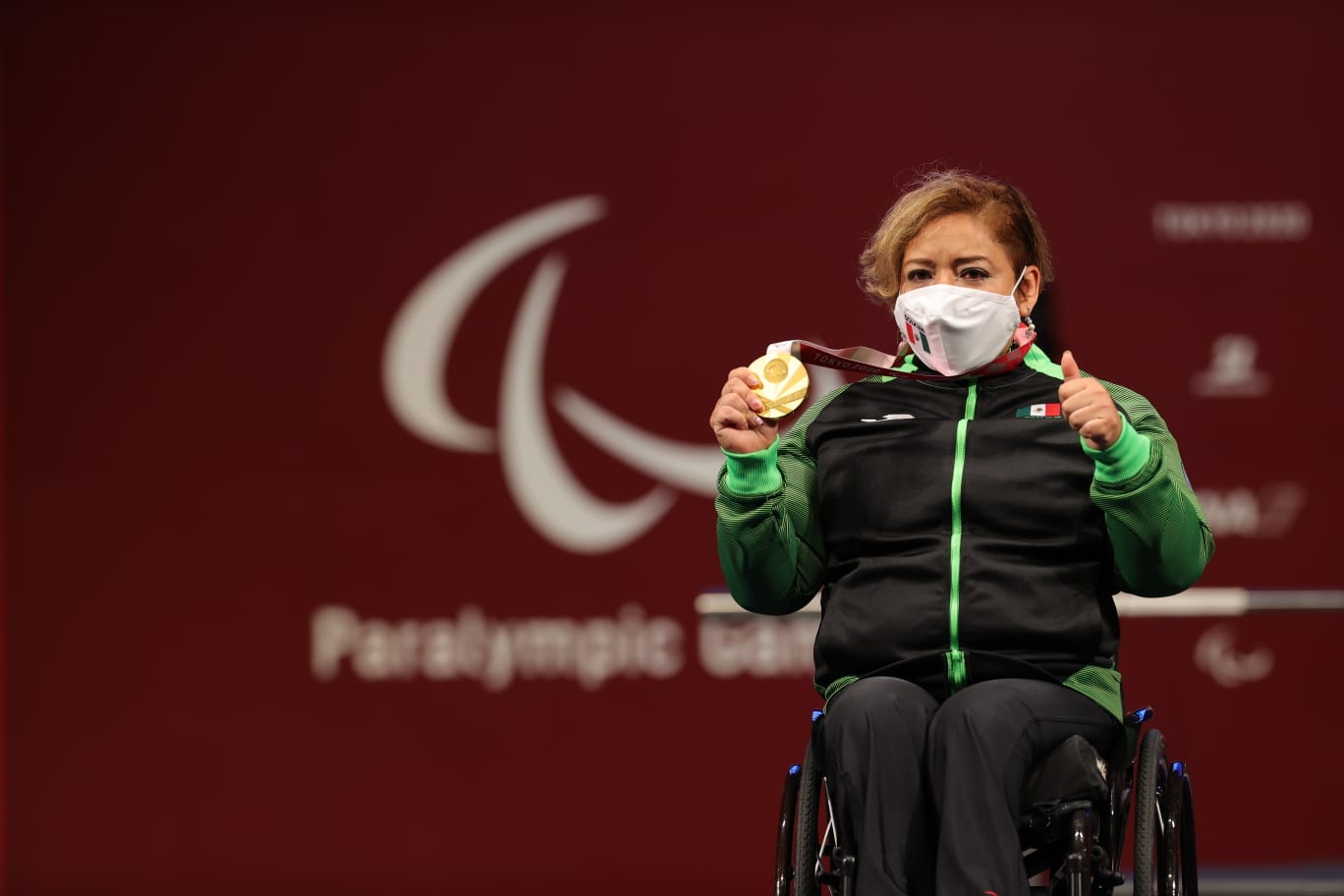 Amalia Pérez ganó su cuarto oro consecutivo en  para powerlifting en los Juegos Paralímpicos Tokio 2020. 
CONADE