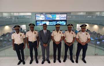 Visita autoridades de la Policía Nacional de Haití al Centro de Comando, Control, Cómputo, Comunicaciones y Contacto Ciudadano de la CDMX
