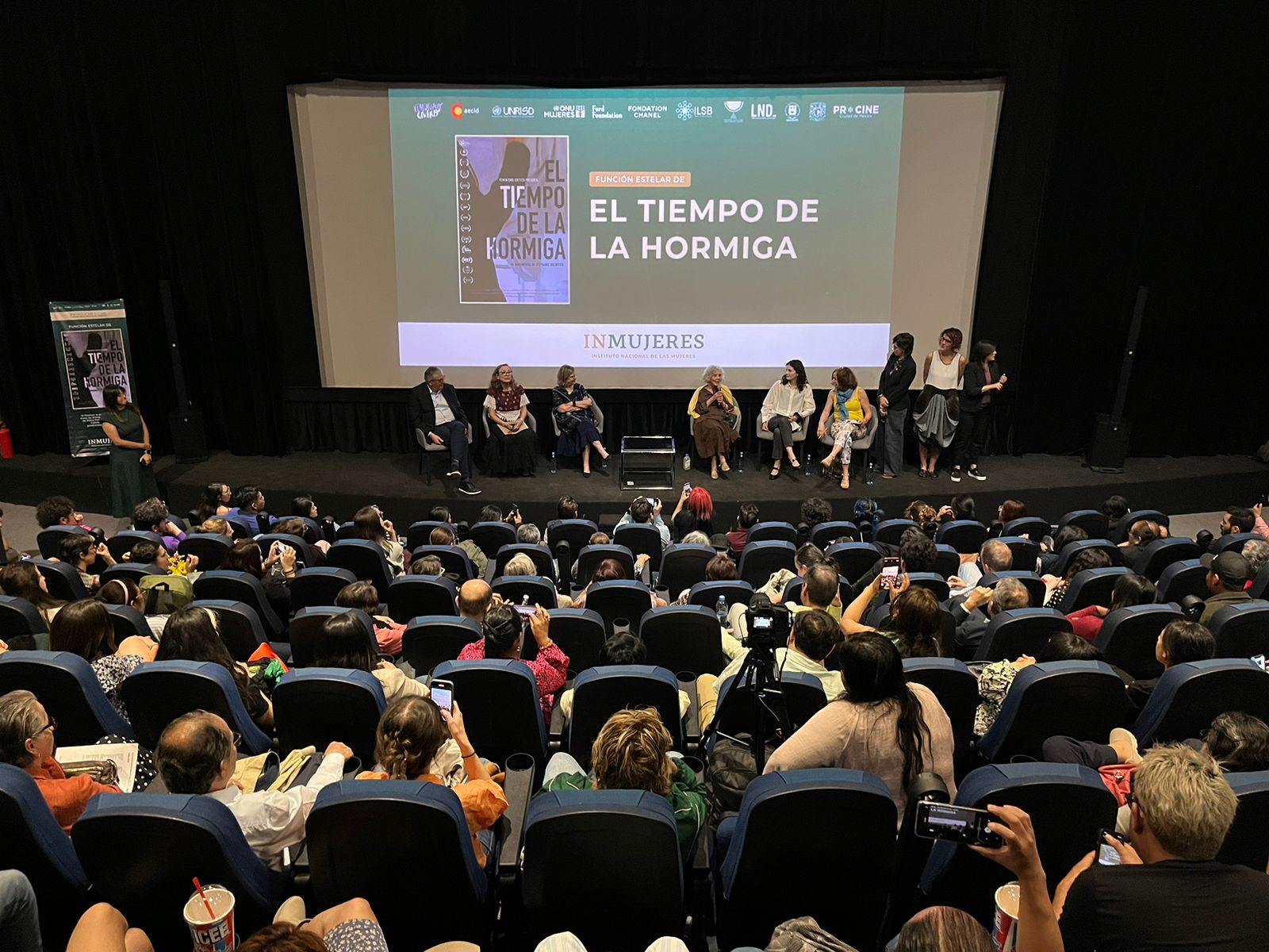 Presentación del documental "El tiempo de la hormiga" en la Cineteca Nacional 