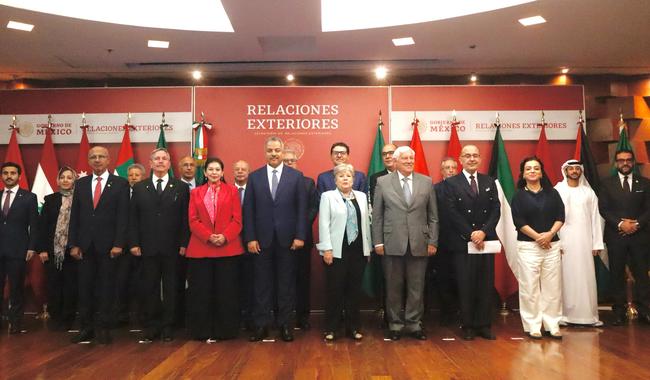 La canciller encabeza la presentación del informe para el fortalecimiento de las relaciones de México con los países árabes