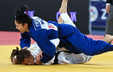 Las judocas Edna Carrillo y Paulina Martínez vieron acción este viernes en el Grand Slam Dushanbe que se celebra en Tayikistán. CORTESÍA