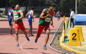 El relevo mexicano varonil 4x400 metros se quedó a 24 centésimas del pase a Juegos Olímpicos en el Campeonato Mundial de la disciplina en Nassau. CONADE