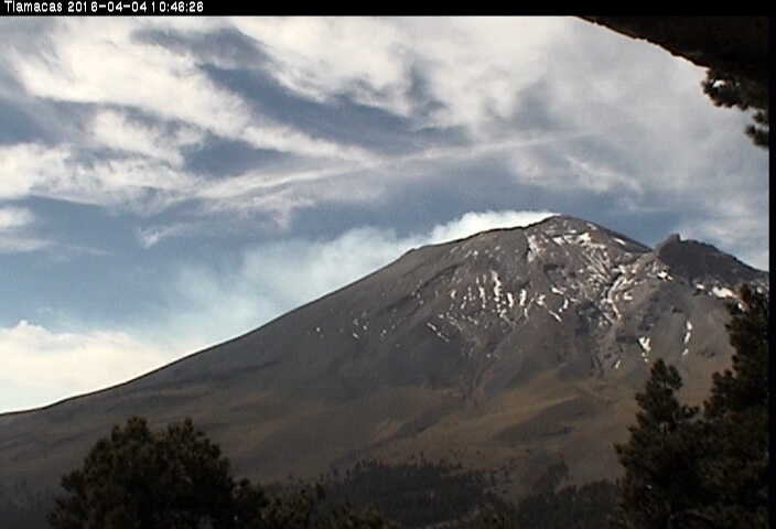 Imagen del Popocatépetl desde la estación Tlamacas. 