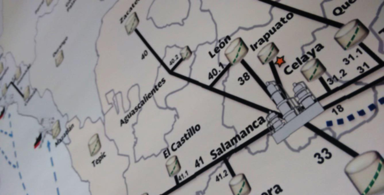 Se muestra un mapa del centro del país, en donde unas líneas indican las líneas de petrolíferos.