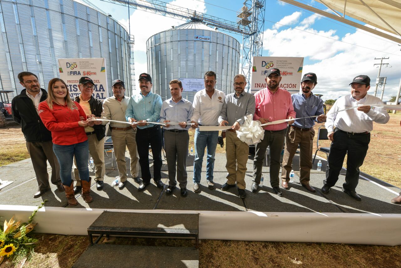 Inauguración del primer centro de acopio para maíz del Sistema de Almacenamiento de Granos