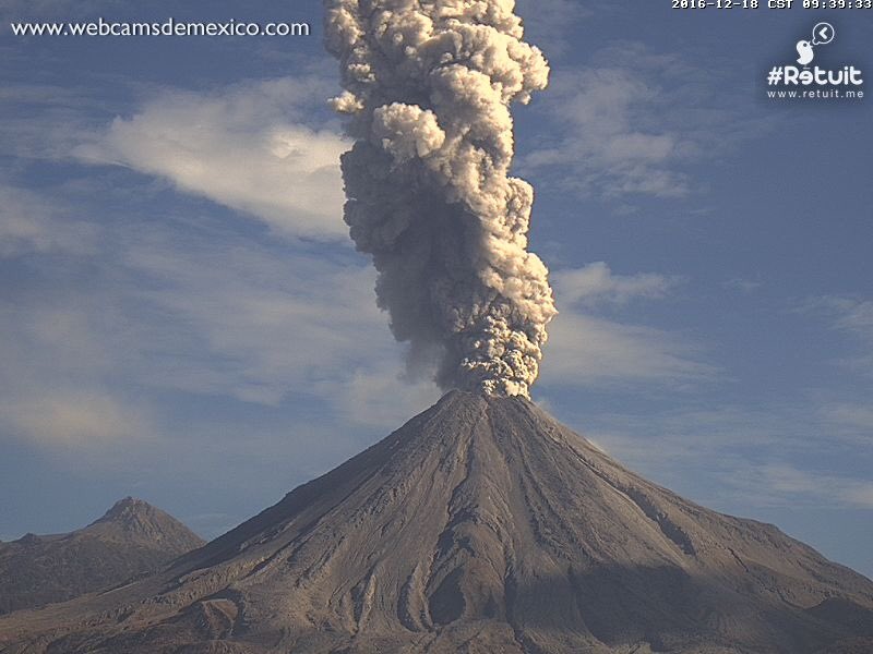 Explosión del Volcán de Colima