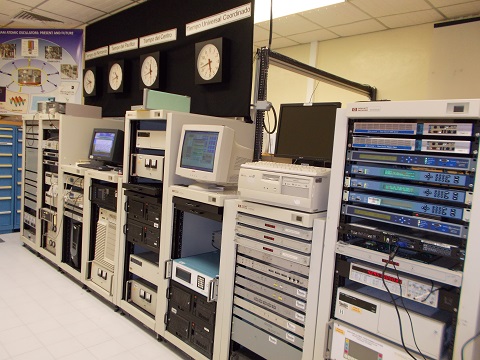 Laboratorio de Relojes Atómicos en el Centro Nacional de Metrología. 