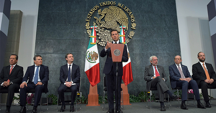 El Presidente de la República, Enrique Peña Nieto, anunció diversas medidas y acciones en beneficio de los niños y jóvenes mexicanos que regresen a México.