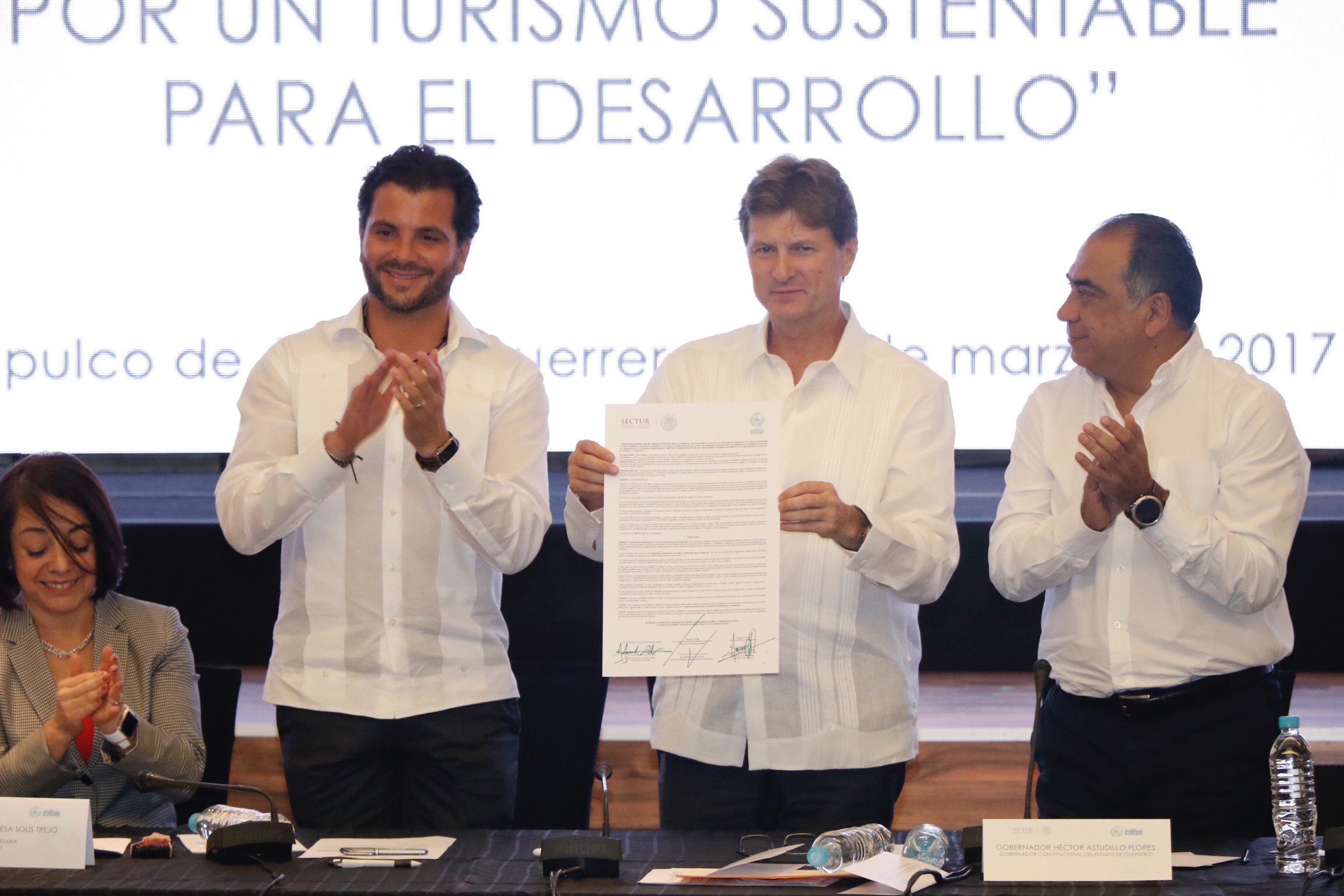 Firma del “Compromiso Nacional por un Turismo Sustentable para el Desarrollo