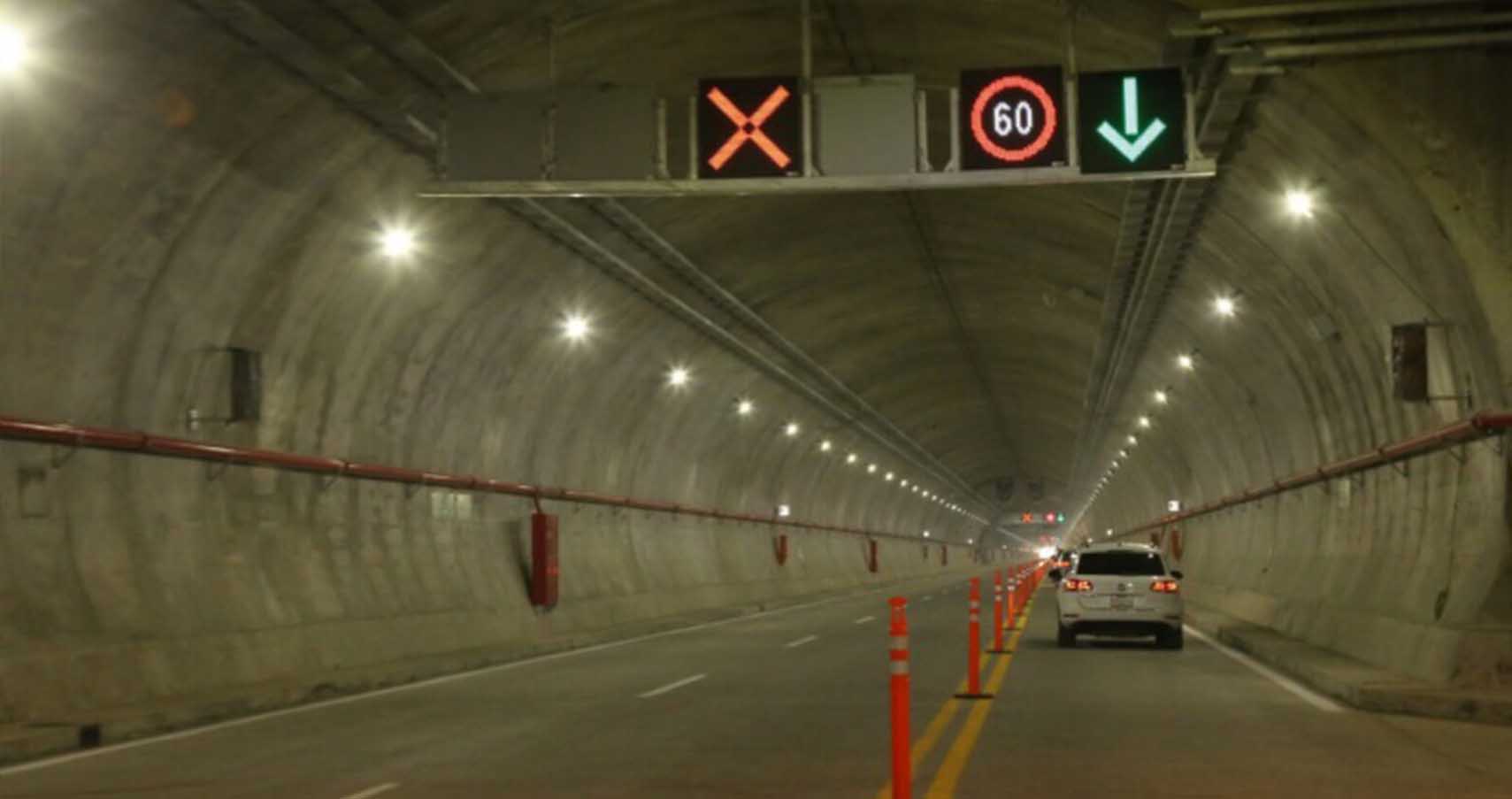 El Macrotúnel es el corredor carretero subterráneo más largo del país