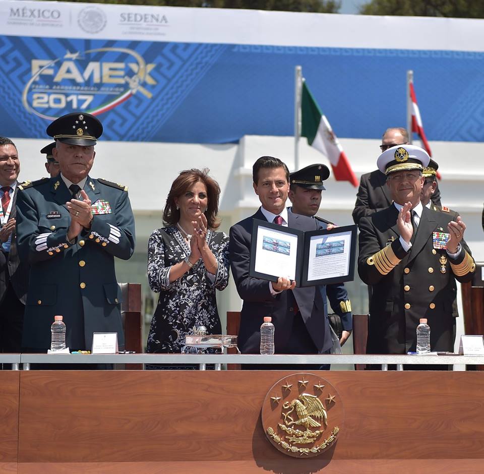 Con la emisión de una estampilla postal la Feria Aeroespacial México 2017 celebra su segunda edición