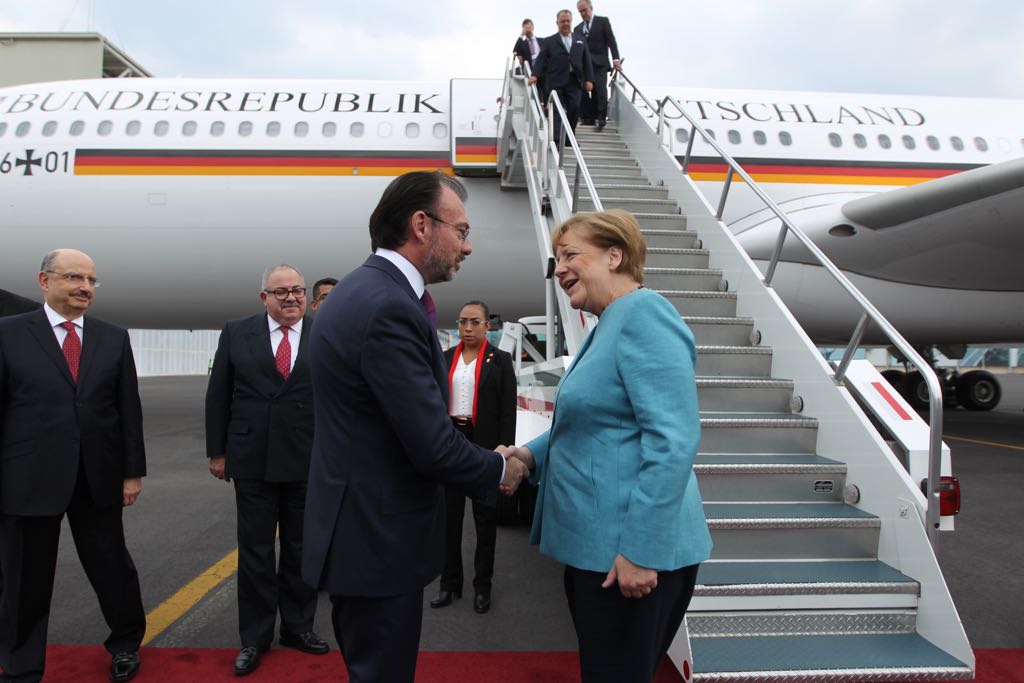 La Canciller Federal Alemana, Angela Merkel, llega a Ciudad de México