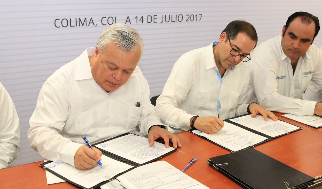 Se entregaron cartas de autorización del Programa de Concurrencia entre la SAGARPA-CONAPESCA y el Gobierno del Estado a productores colimenses
