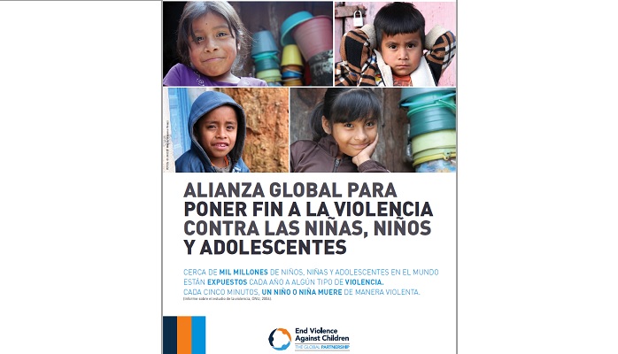 Dos niñas y dos niños en distintas actitudes, en la portada del resumen ejecutivo de la Alianza Global.