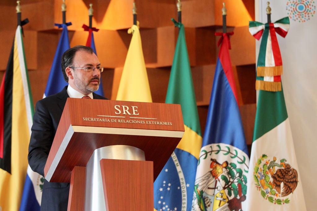 Necesario fortalecer la democracia en América Latina coinciden instituciones en conferencia sobre integridad electoral