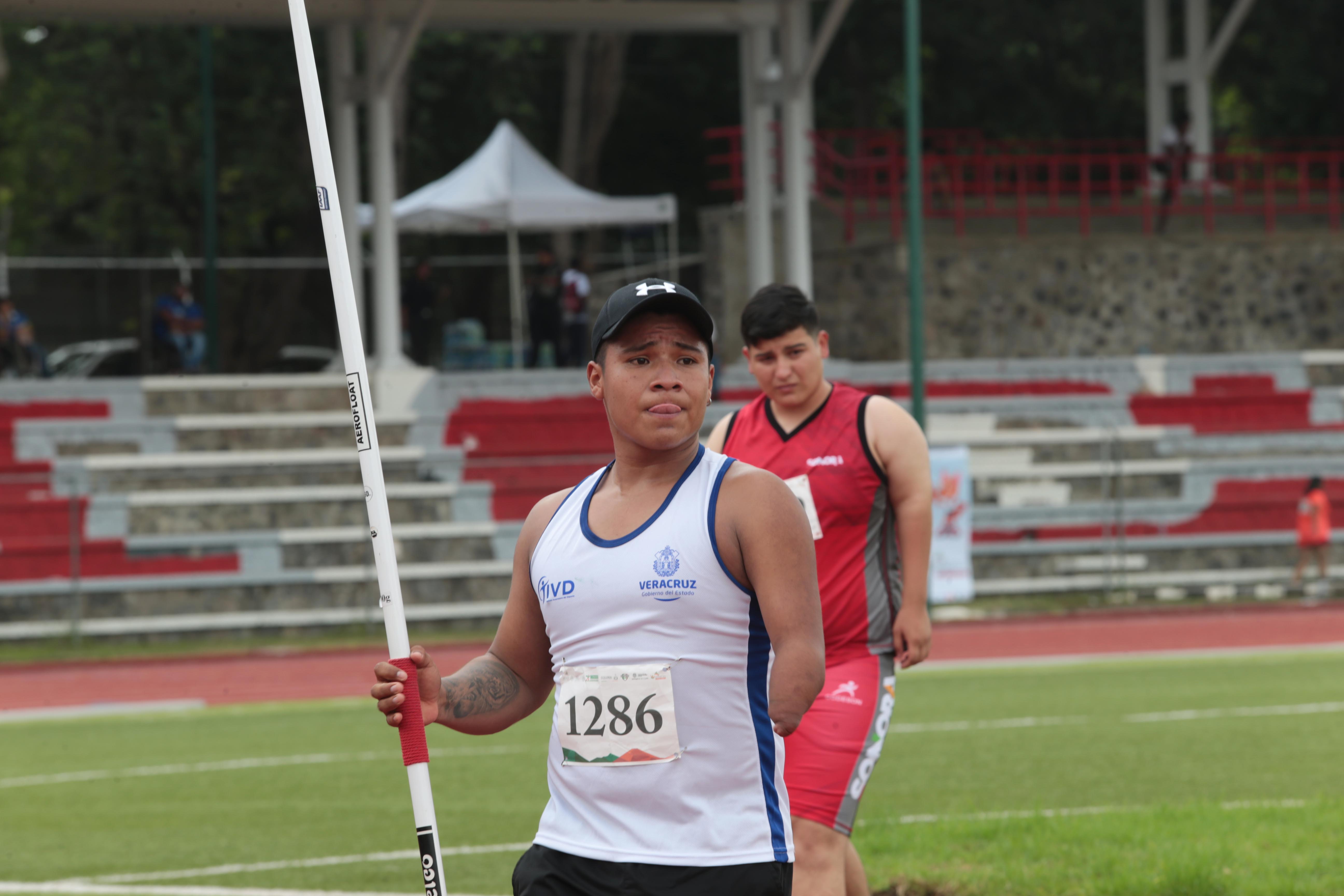 Campeón mundial juvenil de lanzamiento de jabalina, Eliezer Gabriel Buenaventura
