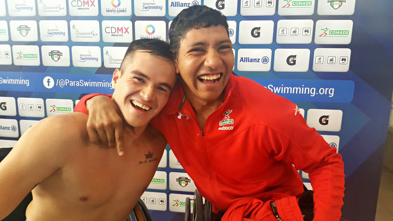 Gustavo Sánchez y Jesús Hernández, nadadores mexicanos
