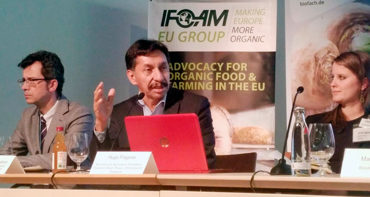 Hugo Fragoso Sánchez, director general de Inocuidad Agroalimentaria, Acuícola y Pesquera del SENASICA, durante el Foro Más allá de la regulación