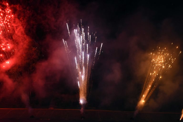 Foto de fuegos artificiales en el CENAPRED