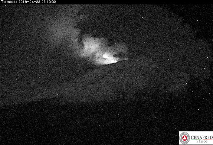foto del volcan popocatepetl a las 6:13 horas del 23 de abril, 2018