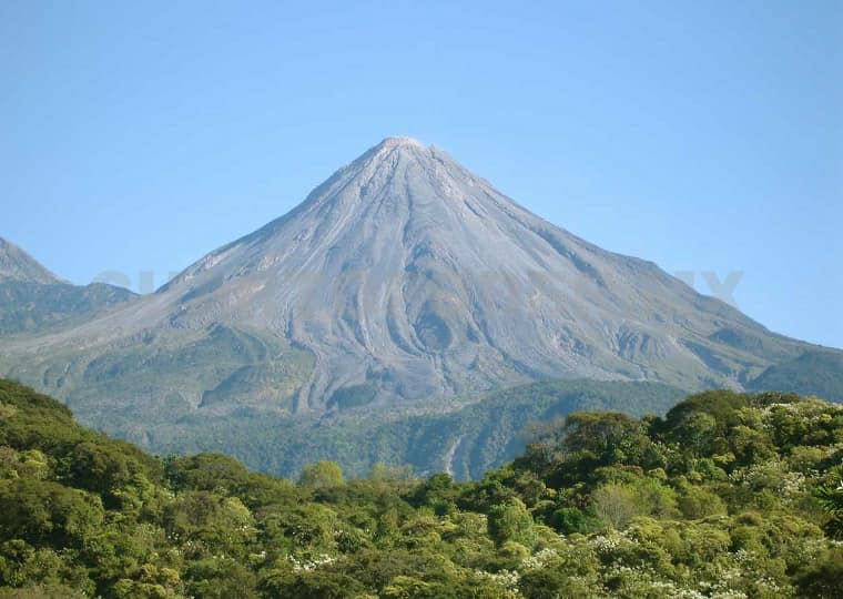 El Volcán Tacaná es parte de la red mundial de Reservas de la Biosfera reconocidas por la Unesco dentro de su programa del hombre y la biosfera (MAB), desde 2006.