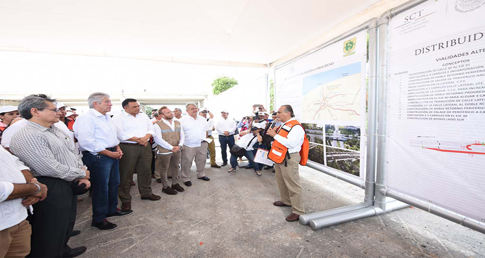 El Gobierno de la República, a través de la #SCT, impulsa el desarrollo de #Yucatán para elevar la calidad de vida de los yucatecos. 